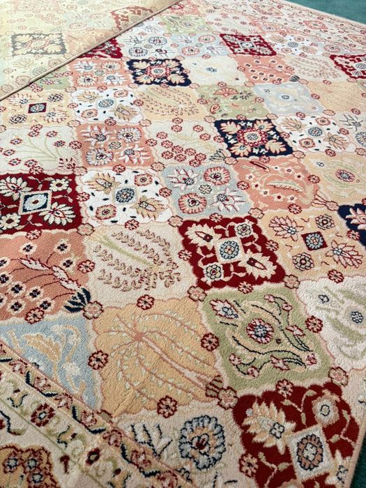 Паласы две шт разных размеров