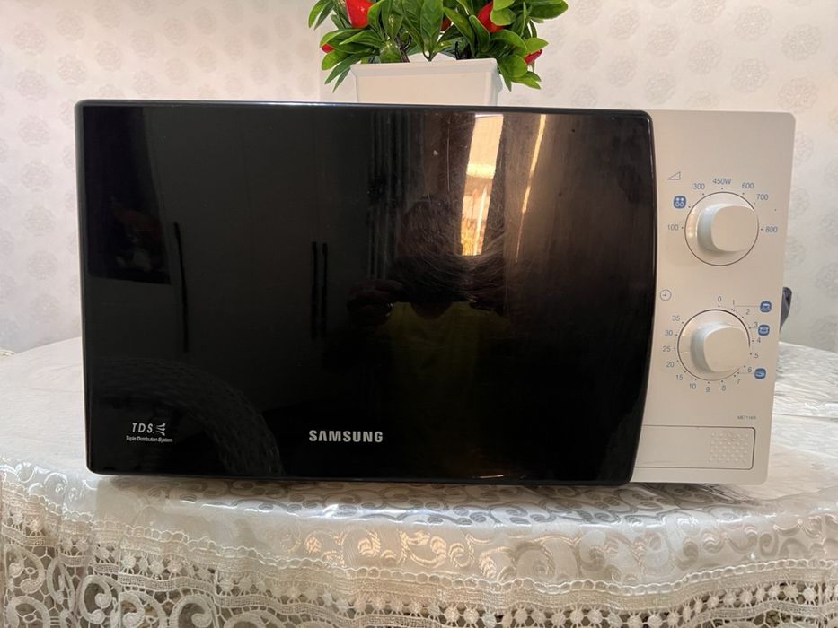 Микровалновка Samsung
