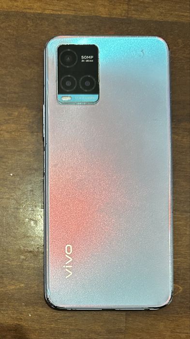 Телефоны б/у Iphone, Vivo, Samsung