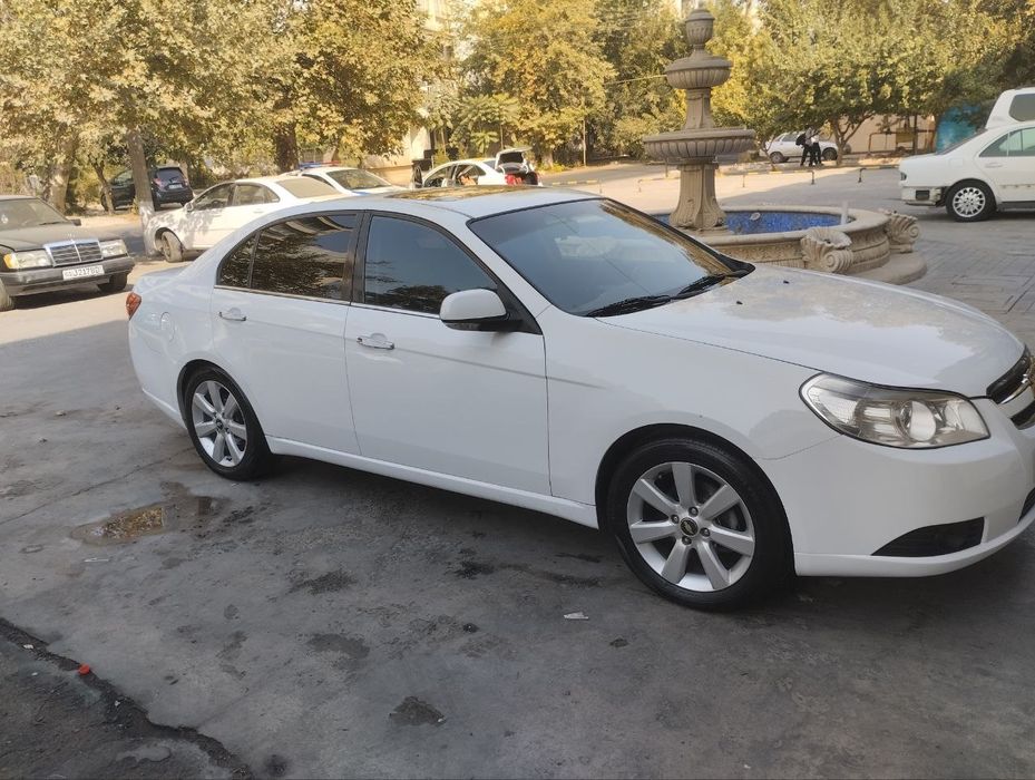 Епика  2.5 фулл позиция 2011 сотилади