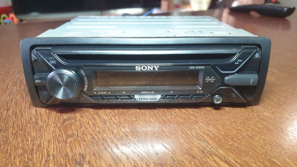 Авто радио плеър музика за кола Сони Sony CD MP-3 USB AUX