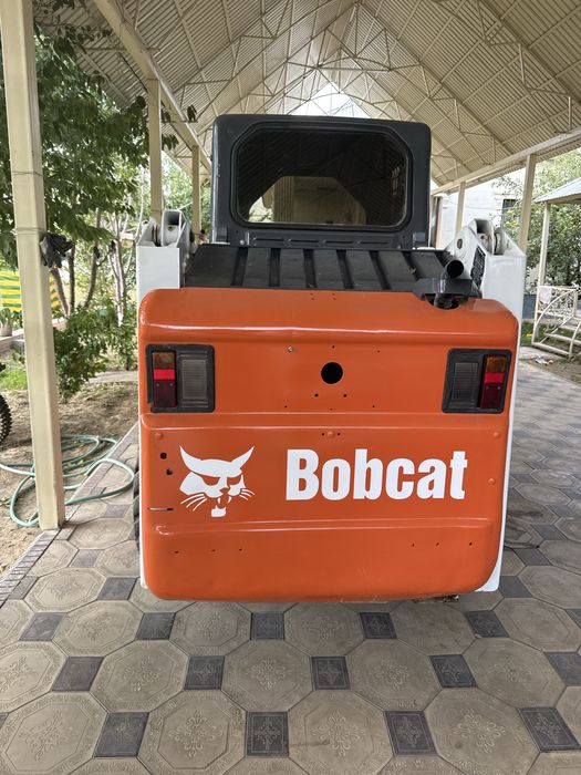 Аренда услуги мини погрузщика Bopcat