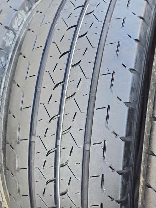 235 65 16c Bridgestone
