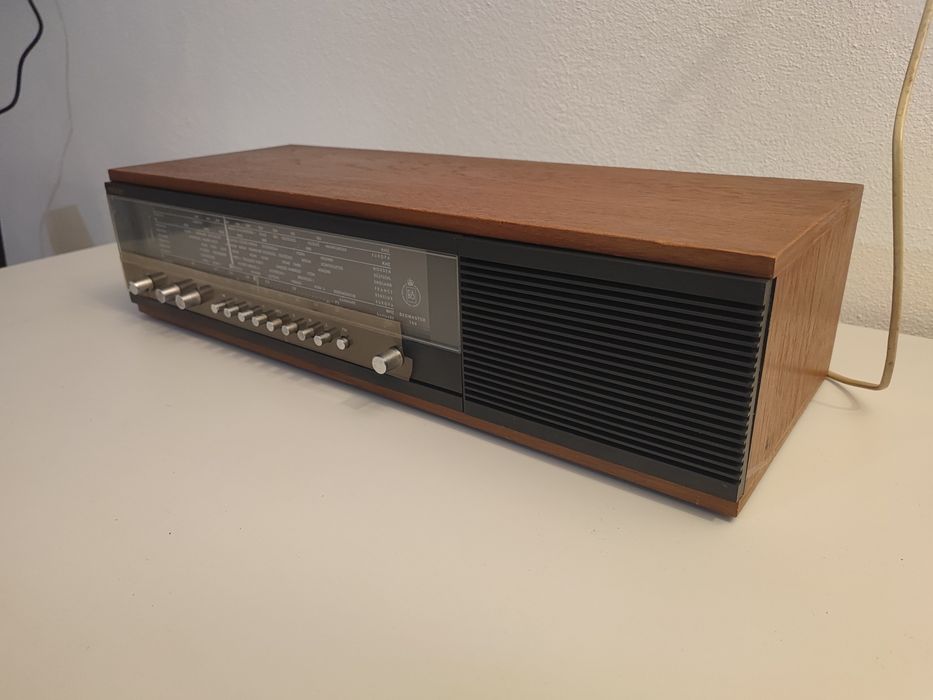 Radio Bang Olufsen Beomaster 700