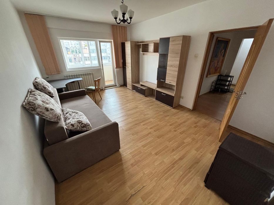 Închiriez apartament cu 2 camere  în zona gării - Billa/Carrefour, strada Strapungere Silvestru.