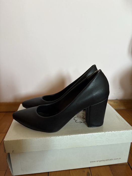 Черни токчета 8см 37 номер