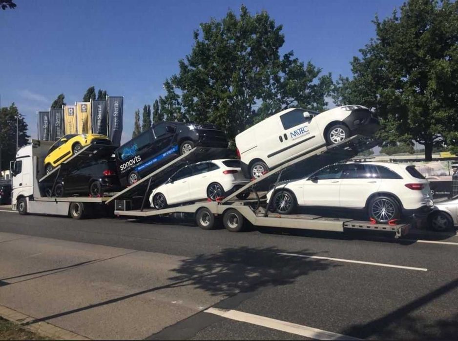 Transport Auto International pe Platforma