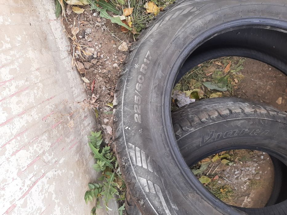 Резина зимняя на 17