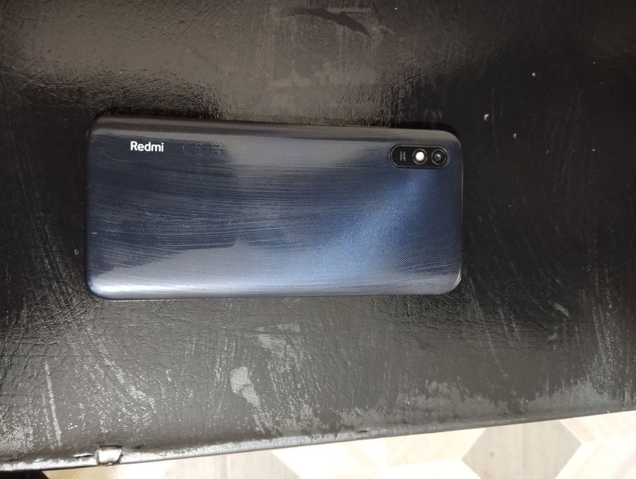 Redmi 9a karopka dakmeti bilan birga srochna sotiladi