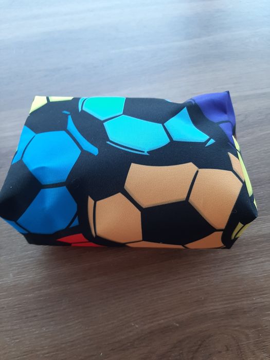 Текстилен несесер