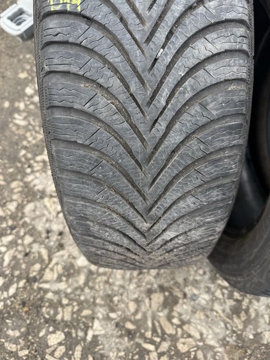 4 боря зимни гуми Michelin 205/55 R16 Dot 1514 ном 518