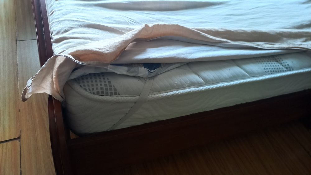 Продам двуспальная кровать