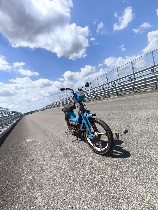 Vînd sau fac schimb cu bicicleta cu motor
