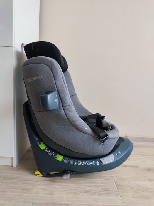 Столче за кола Swandoo - Marie 3, i-Size, 40-105 cm, Chia Black