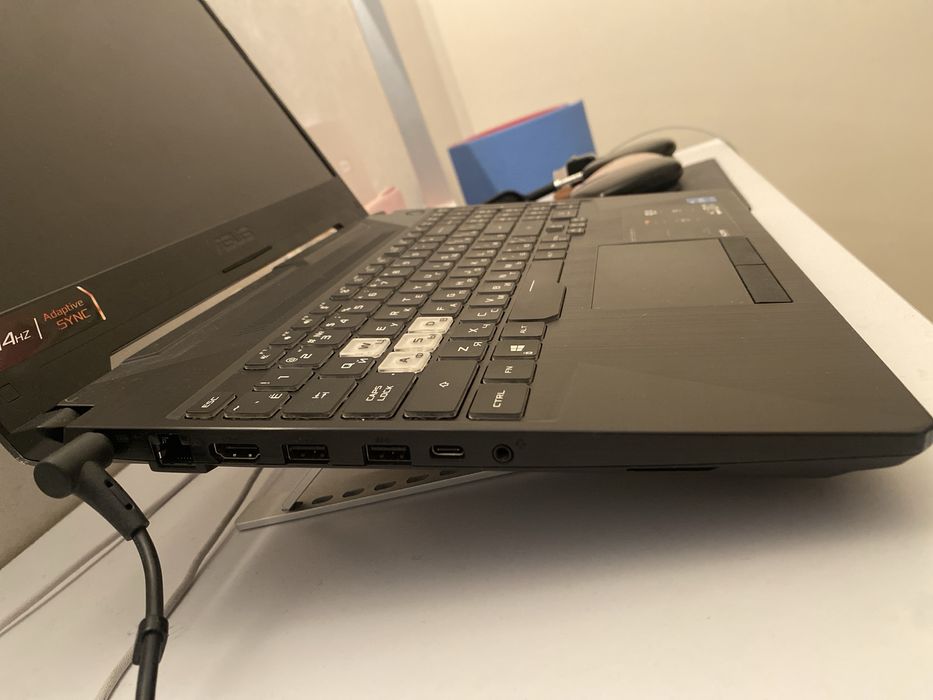 ASUS TUF Gaming ноутбук