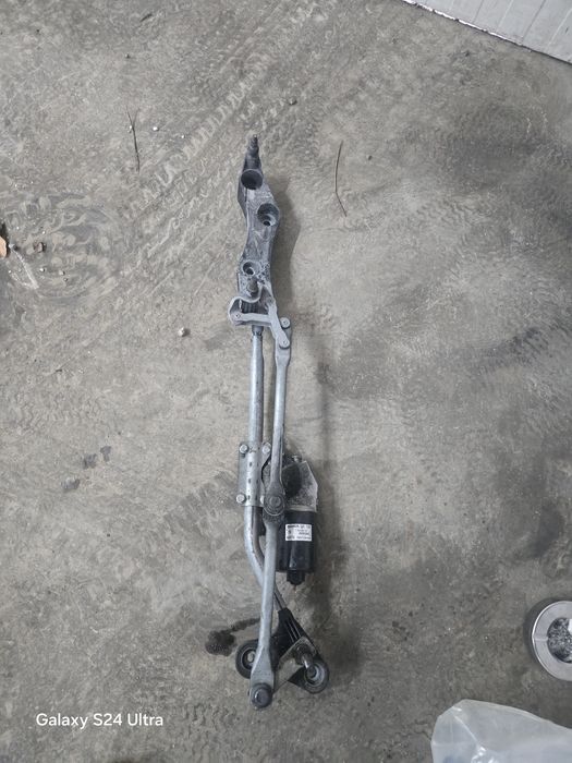 Моторче с механизъм за бмв е60 е61