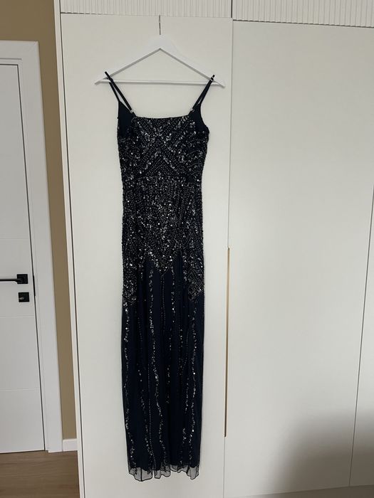 Тъмно синя рокля Lace & Beads