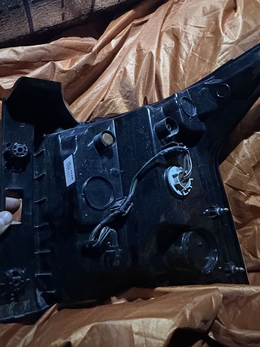 Kia sorento fara orqa chap