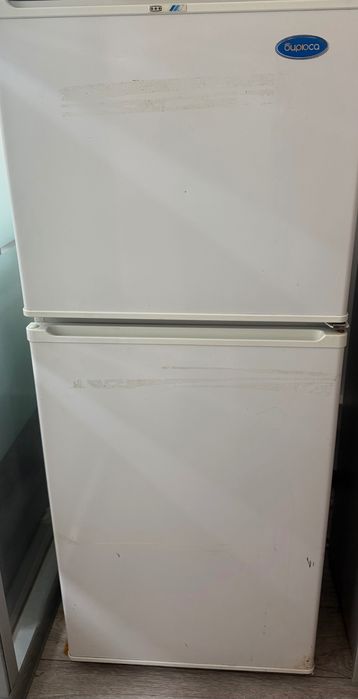 Продам холодильник на запчасти