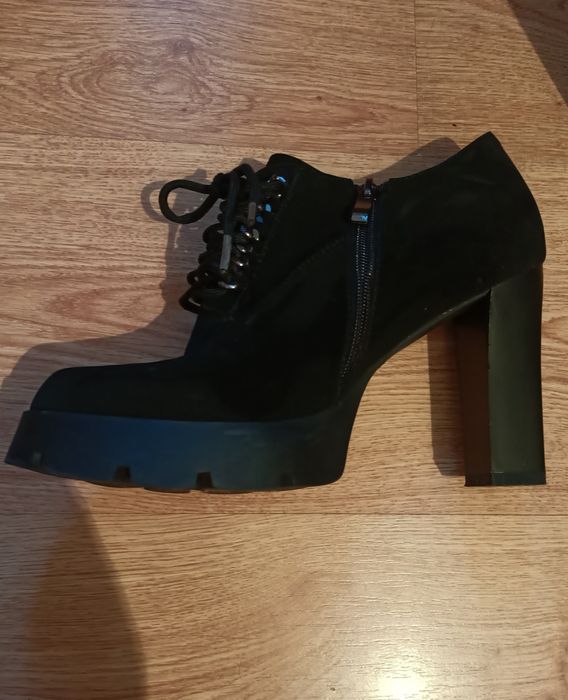 Женские полусапожки