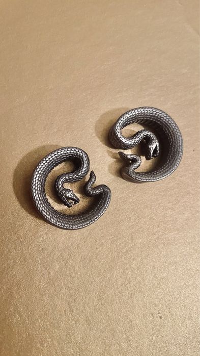 Ушные тоннели/плаги