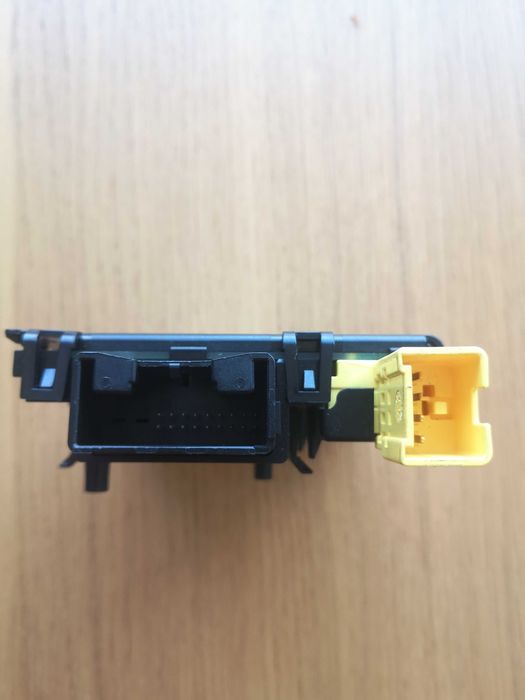 3C0 953 549 AB steering wheel module/кормилен модул за пасат 6 и др.