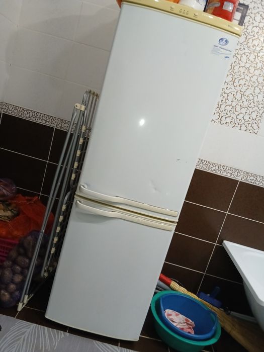 Холодильник 2009