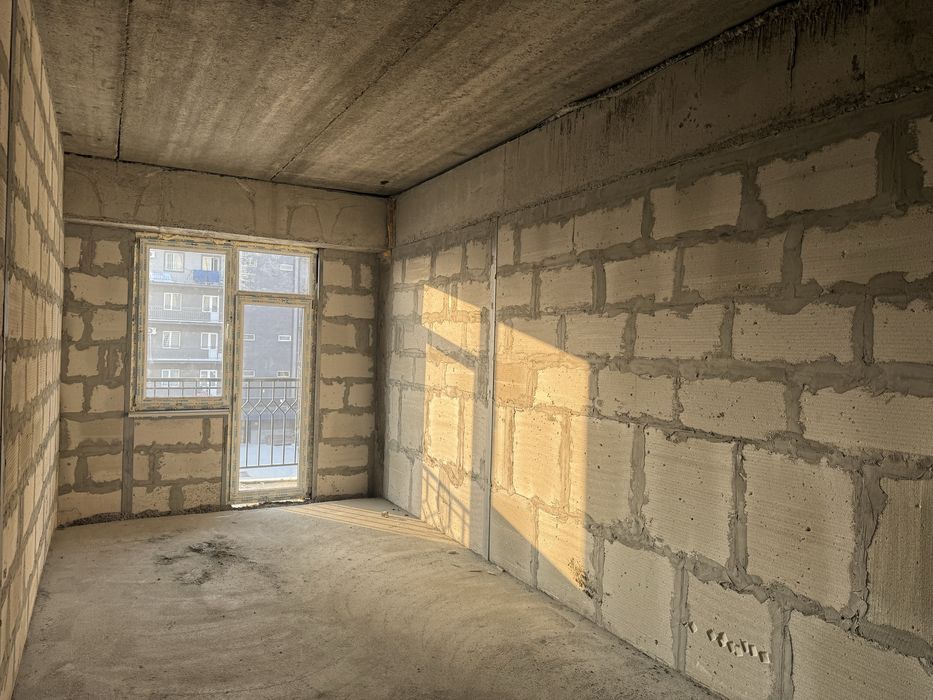 Новостройка квартиралар сотилади