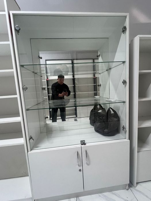 Полка  магазинге