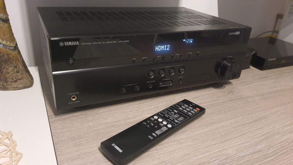 YAMAHA  HTR-2064 home cinema
home cinema 5.1