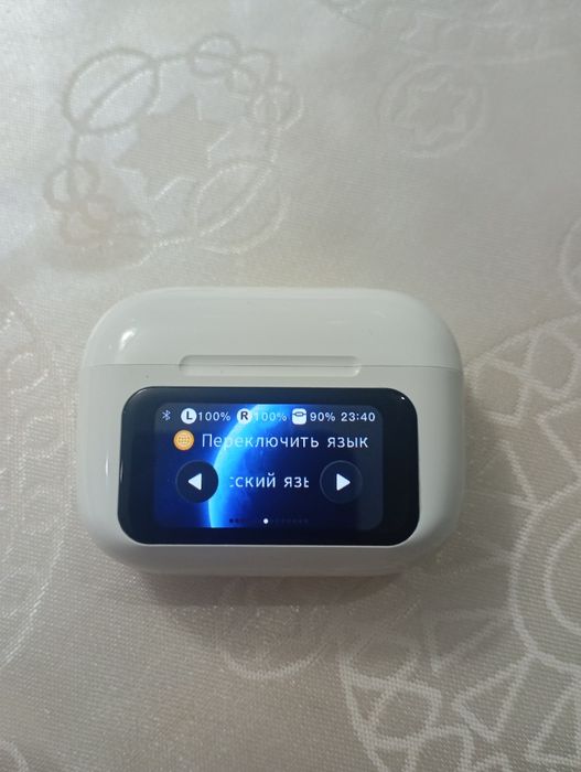 наушник с экраном