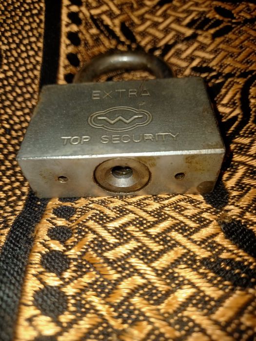 Замок навесной маленький