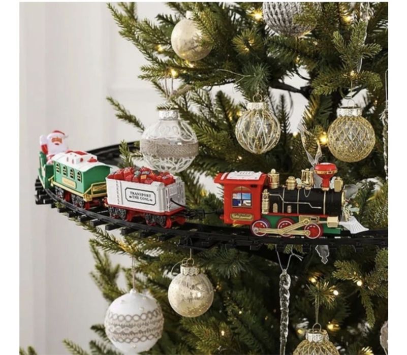 поезд на елку (под елку)