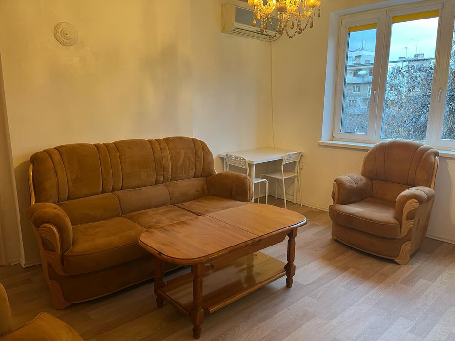 Дава се под наем Двустаен апартамент в София, Толстой - 48 кв.м за 398.82 € - Снимка #1