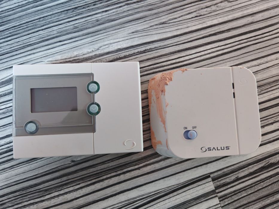 Termostat Salus RT500RF