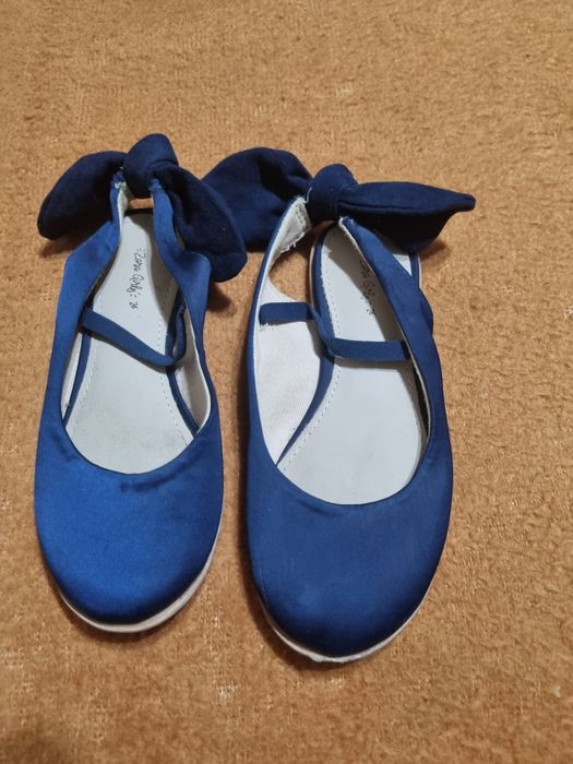 Обувки зара,майорал