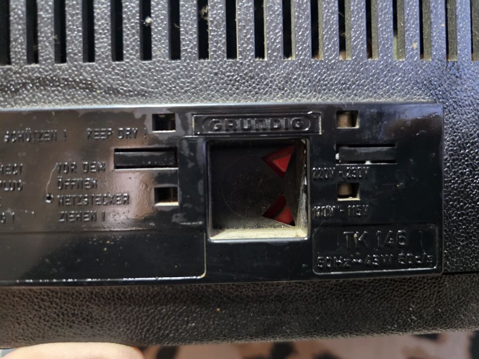 Magnetofon de epocă Grundig TK 146