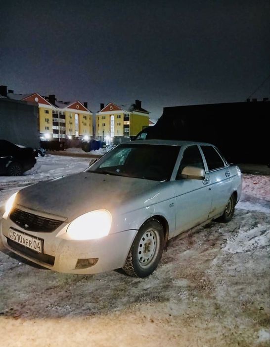 Приораааа седан продам