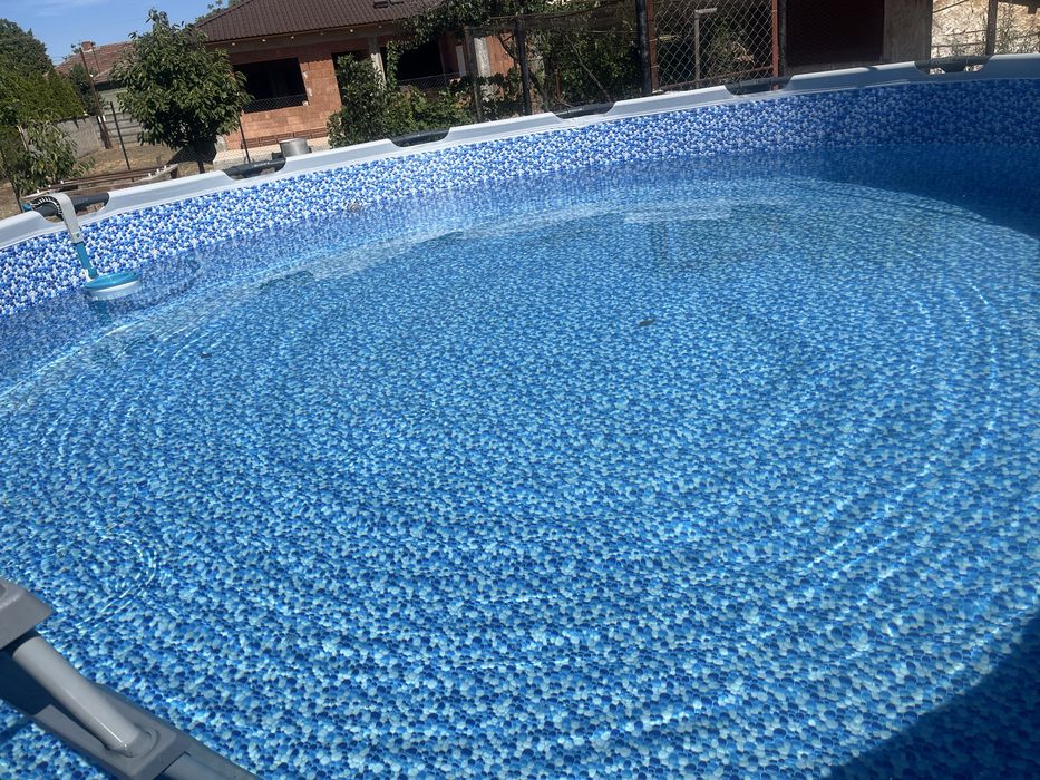 Piscina mare noua