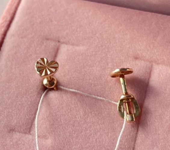 Золотые серьги-пусеты