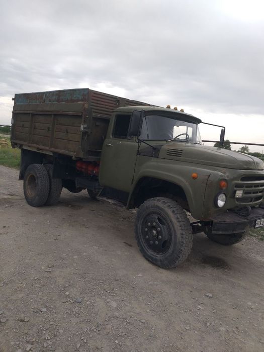 Zil 130 selxoz sotiladi