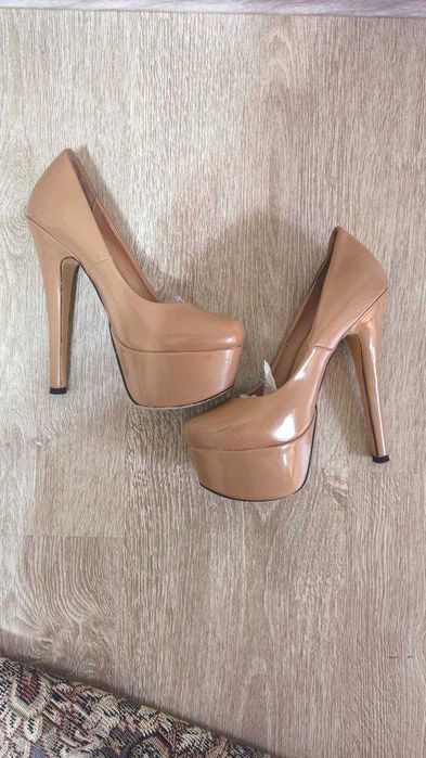 туфли женские на каблуке