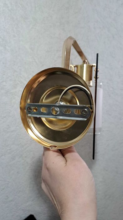 Настенный светильник