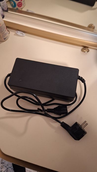 Зарядник для электроскутера 48v2ah