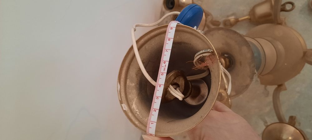 Продам большие люстры