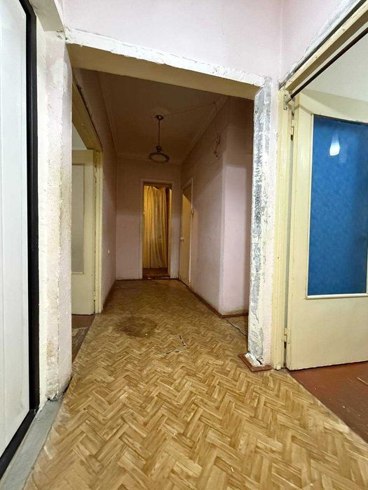 Продаётся 2в3/1/5 на Карасу-2 Без ремонта Ориентир: 208 школа