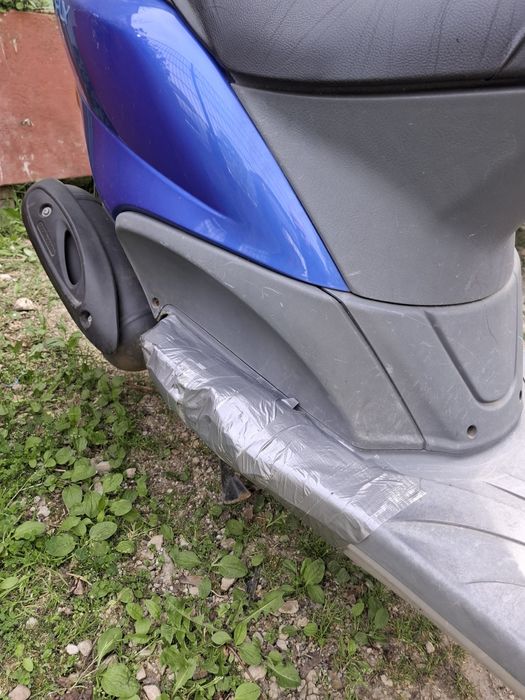 Vând scuter Piaggio Fly 50 4t