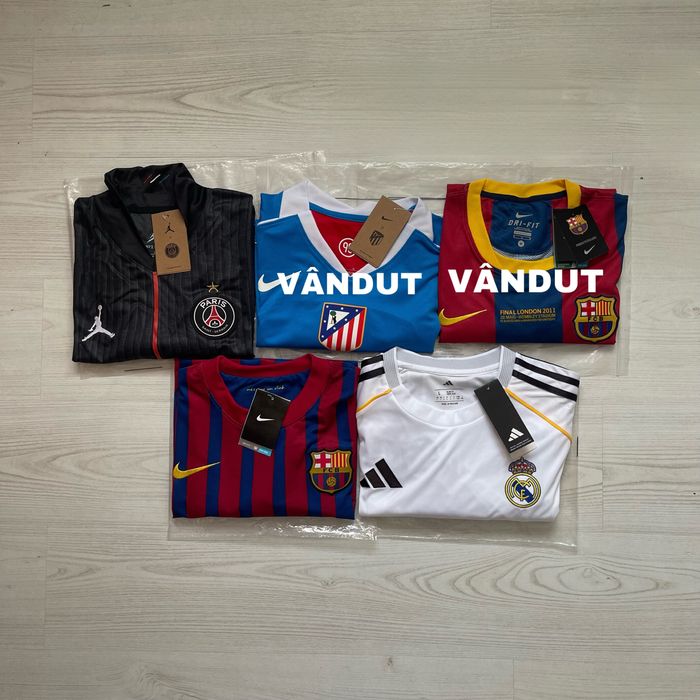 Tricouri de Fotbal