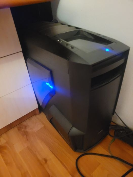 Urgent vand schimb PC Gaming