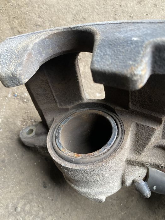 Преден ляв спирачен апарат за ситроен ц4